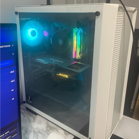 Gaming pc - Picture 2 of 3